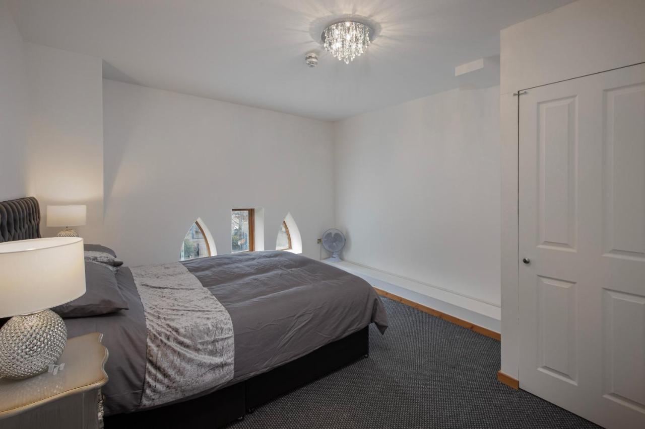 Elegant Church Conversion Close To Blackpool Tower Eksteriør billede