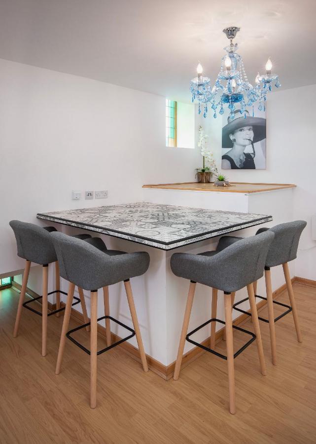 Elegant Church Conversion Close To Blackpool Tower Eksteriør billede